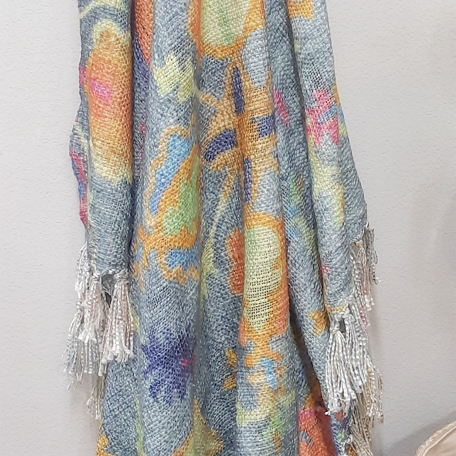 Avioni Sofa Throw for a Chic and Cozy Living Room: Handloom Beautiful Multicolor Traditional Design Virgin Premium Polyester Slub Soft Sofa Throw