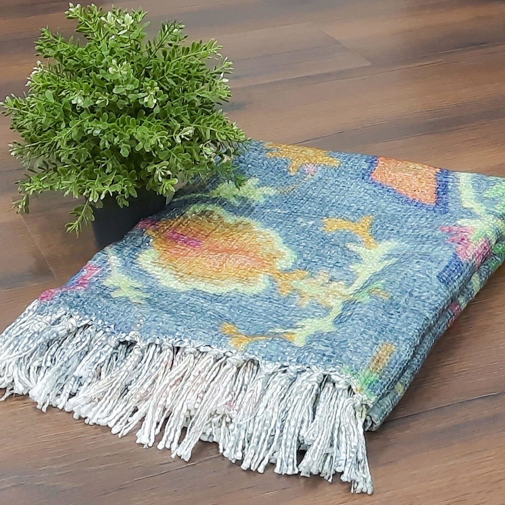 Avioni Sofa Throw for a Chic and Cozy Living Room: Handloom Beautiful Multicolor Traditional Design Virgin Premium Polyester Slub Soft Sofa Throw