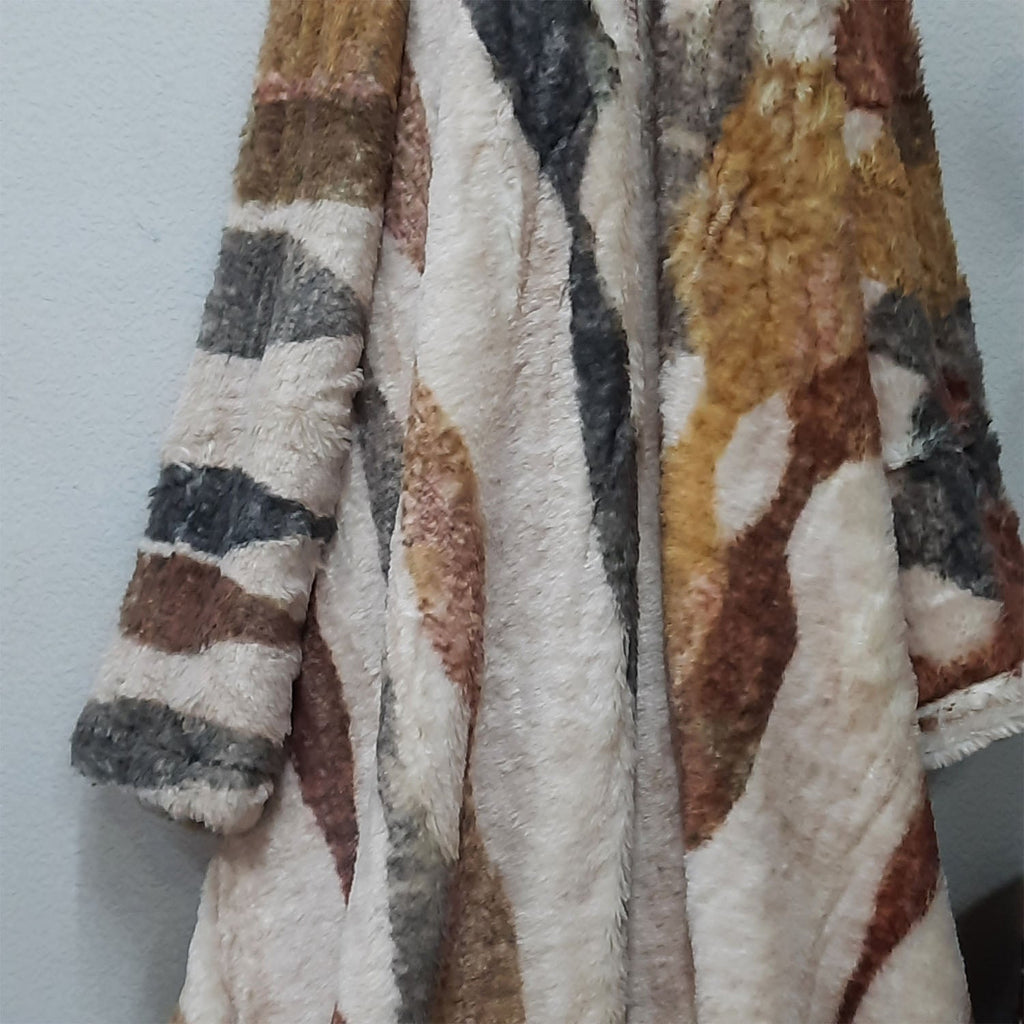 Avioni Home Everlasting Comfort Faux Fur Throw Blanket – Double Sided, Soft, Warm, Cozy, Luxury, Fluffy Blankets for Couch and Bed – Large (180x145cm)