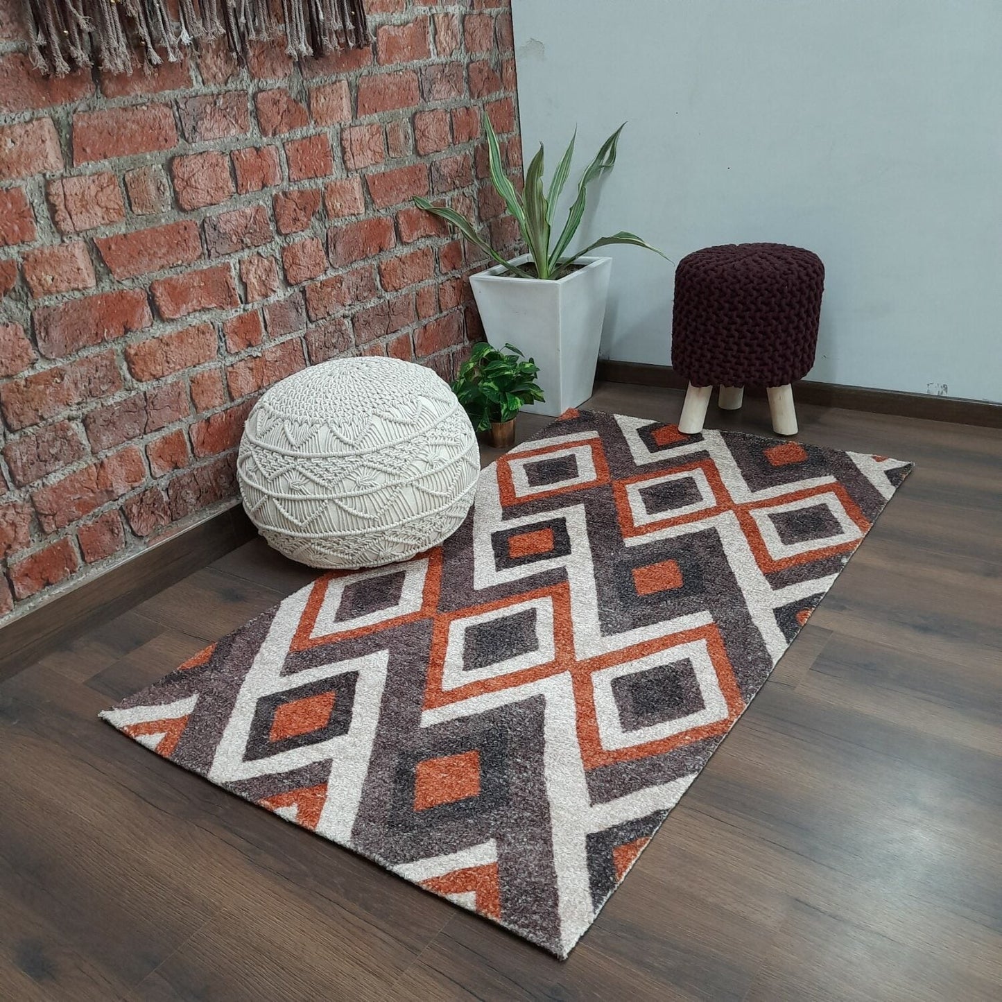 Avioni Carpet – Faux Silk- Neo Modern Collection Geomatric Design- 90cm x 150cm (~3×5 Feet)