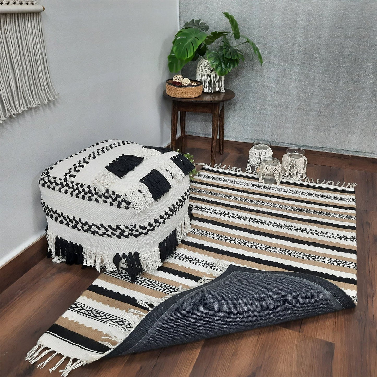 AvioniHome Birchwood Collection : Modern Jute/PET Yarn Handmade Area Carpet| Design: CARJUTPET0011-WIBAC