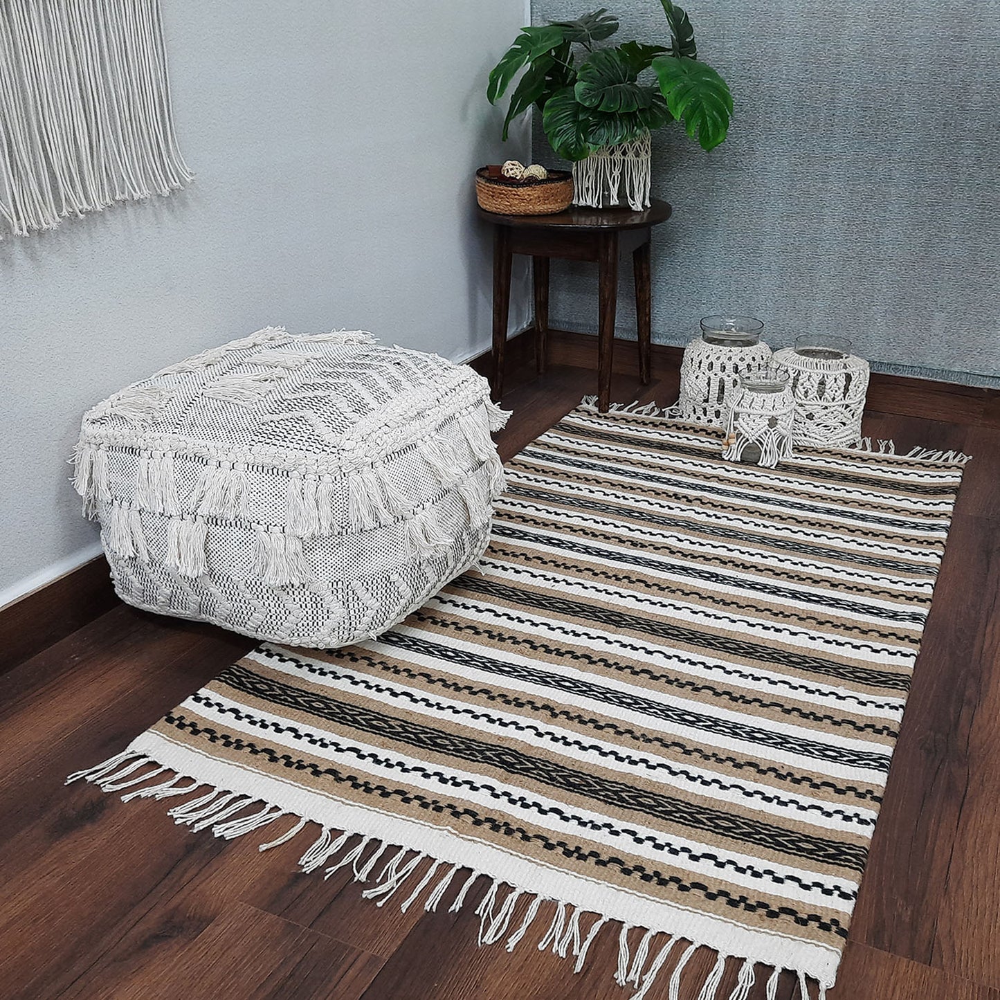 AvioniHome Birchwood Collection : Modern Jute/PET Yarn Handmade Area Carpet| Design: CARJUTPET0013-WIBAC