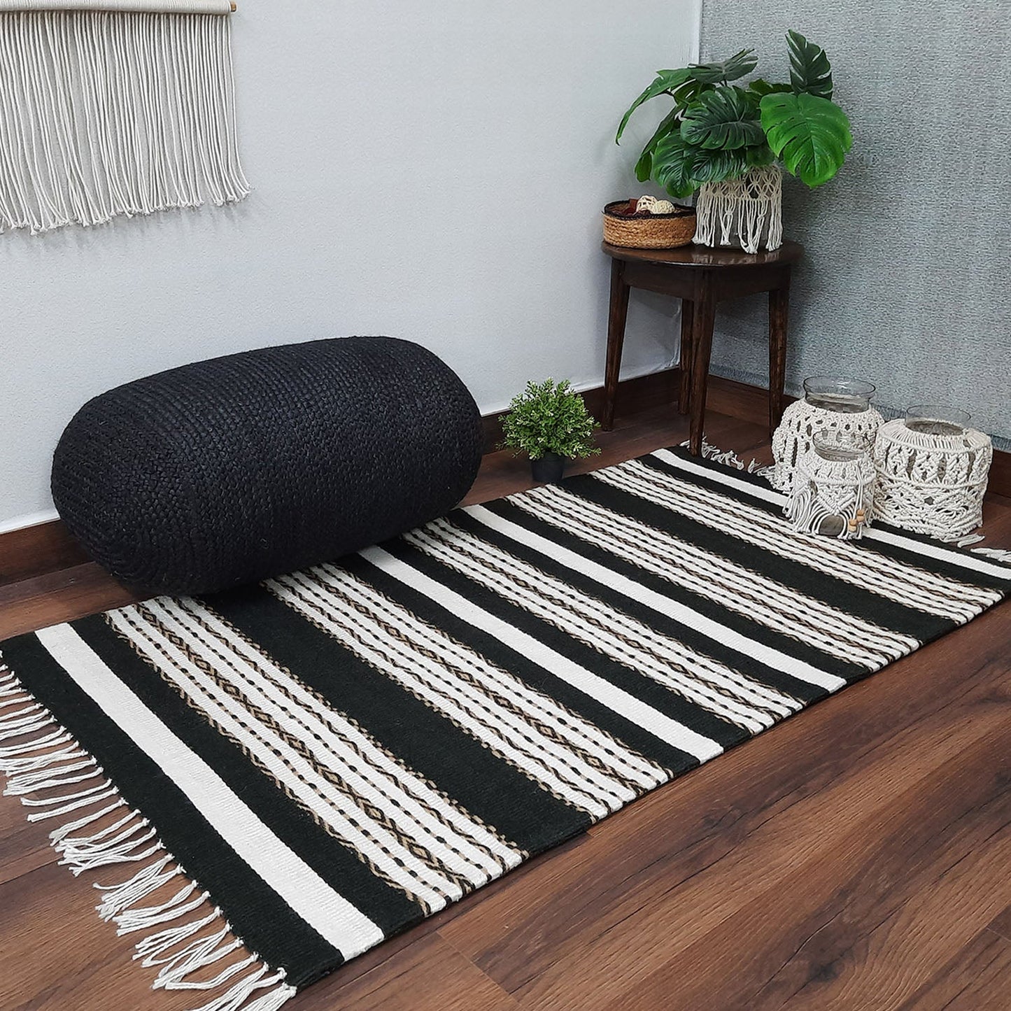 Avioni Home Birchwood Collection : Modern Jute/PET Yarn Handmade Area Carpet| Design: CARJUTPET003-WIBAC