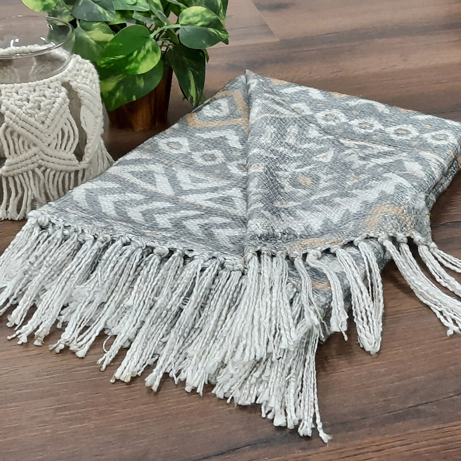 Avioni Beautiful Soft Sofa Throw | Boho Inspired Design Virgin Premium Polyester Slub Handloom Sofa Throw