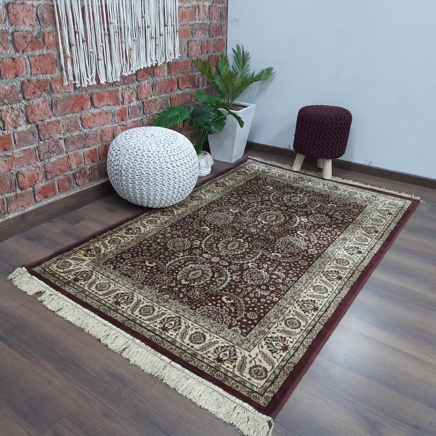 Persian Rugs – Premium Silk Carpet – 120cm x 180cm (~4×6 Feet)-Avioni