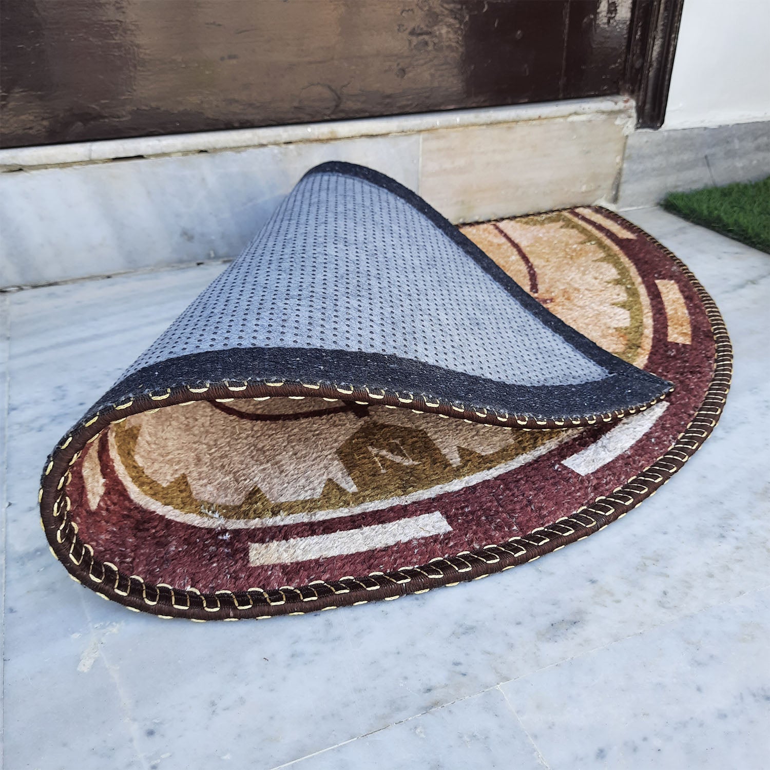 Avioni Home Floor Mat Modern Compass Design | Anti Slip, Durable & Washable | Outdoor & Indoor