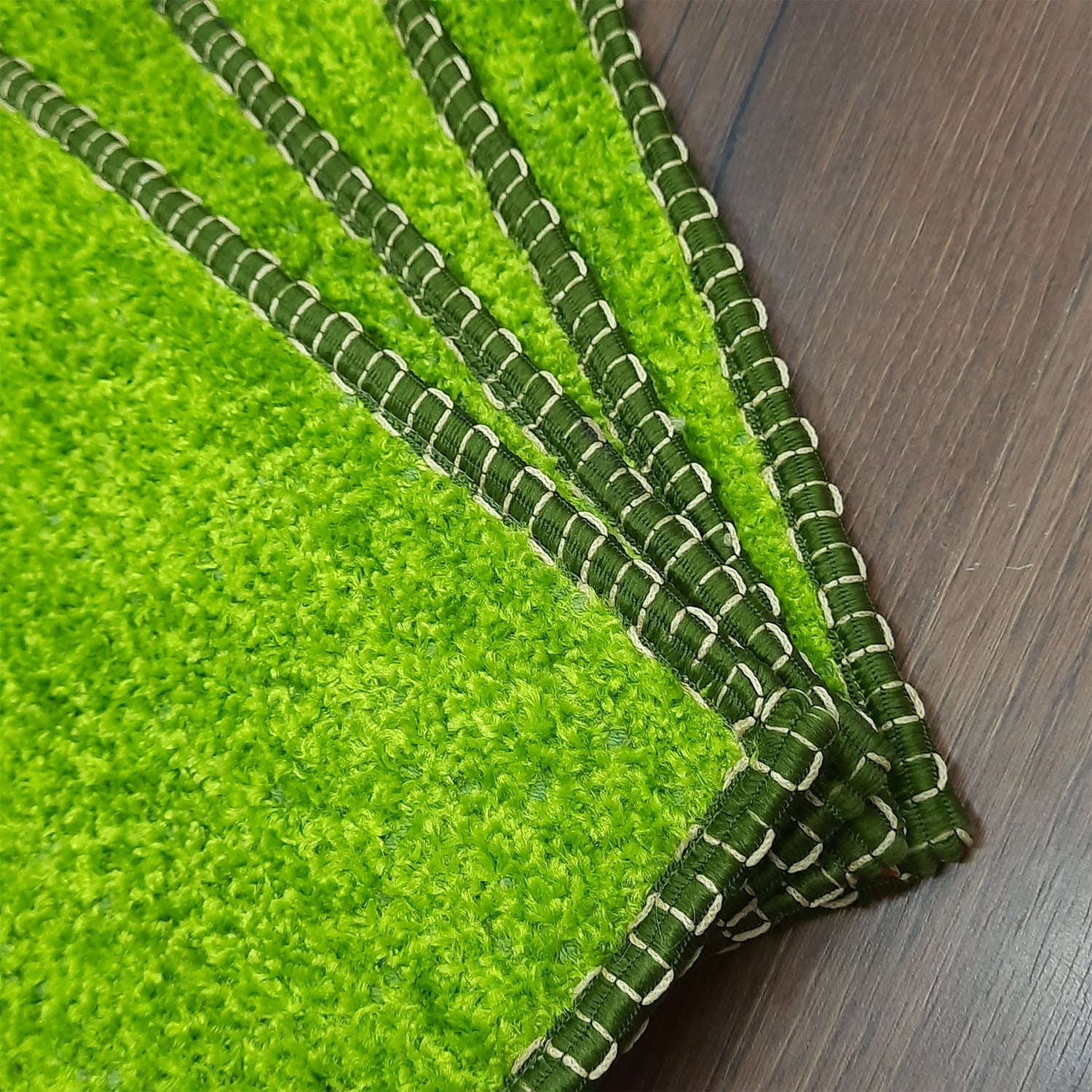 SET OF FOUR | Avioni SlipToGrip Universal Doormat | Green, Size 35cm x 55cm | Anti Slip, Durable & Washable | Outdoor & Indoor