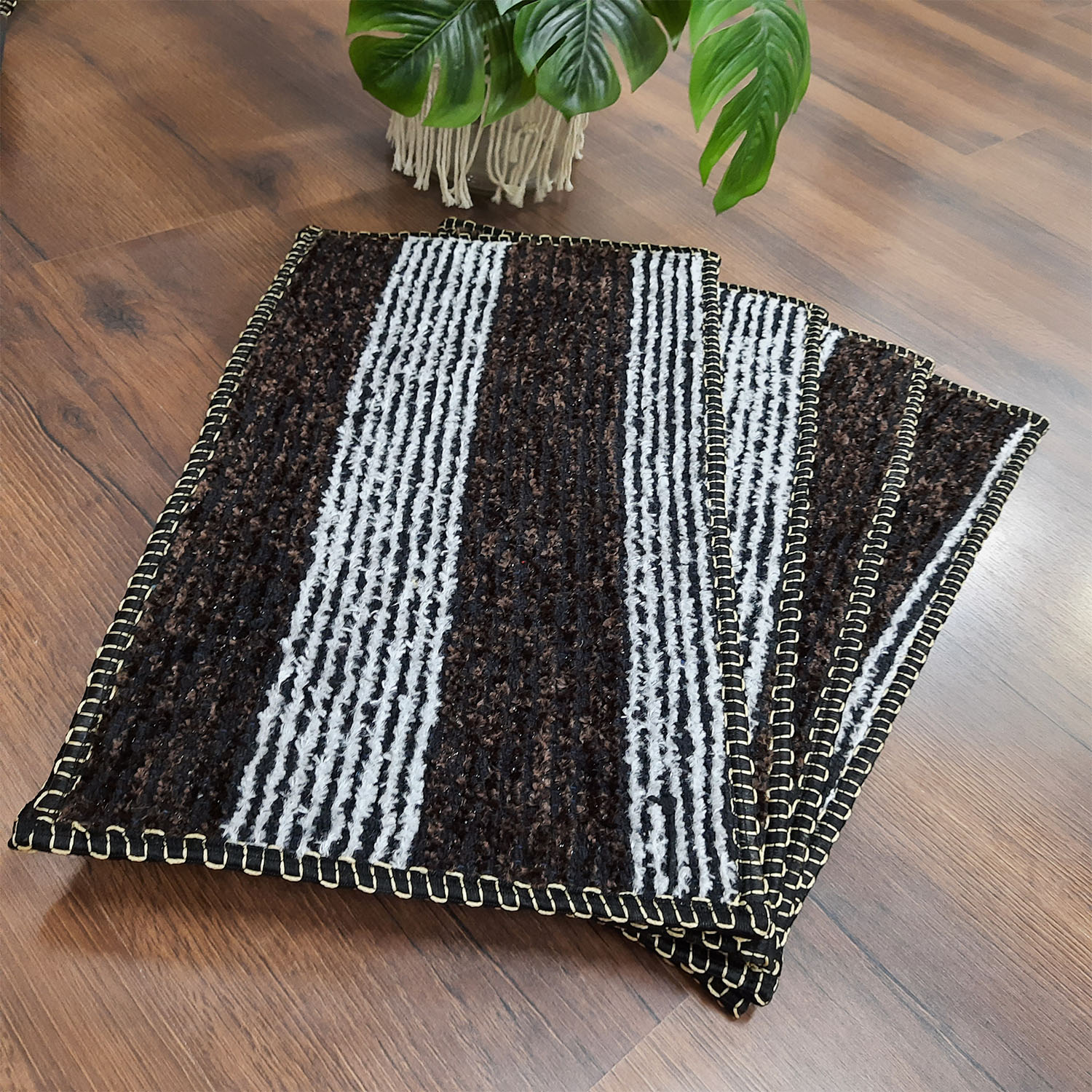 SET OF FOUR | Avioni SlipToGrip Universal Doormat | Coffee, Size 35cm x 55cm | Anti Slip, Durable & Washable | Outdoor & Indoor