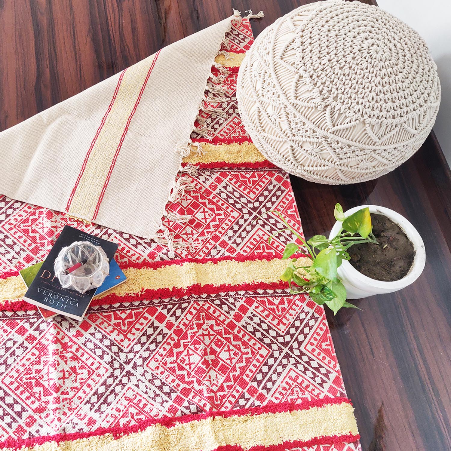 Avioni Boho Look Cotton Printed & Part Tufted Floor Rug / Durrie – Red Cross