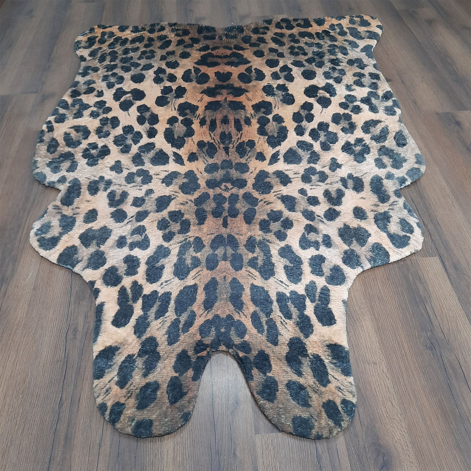 Avioni Home Faux Fur Exotic Animal Area Rug | Leopard Print-150cm x 210cm (~5Feet x 7Feet)