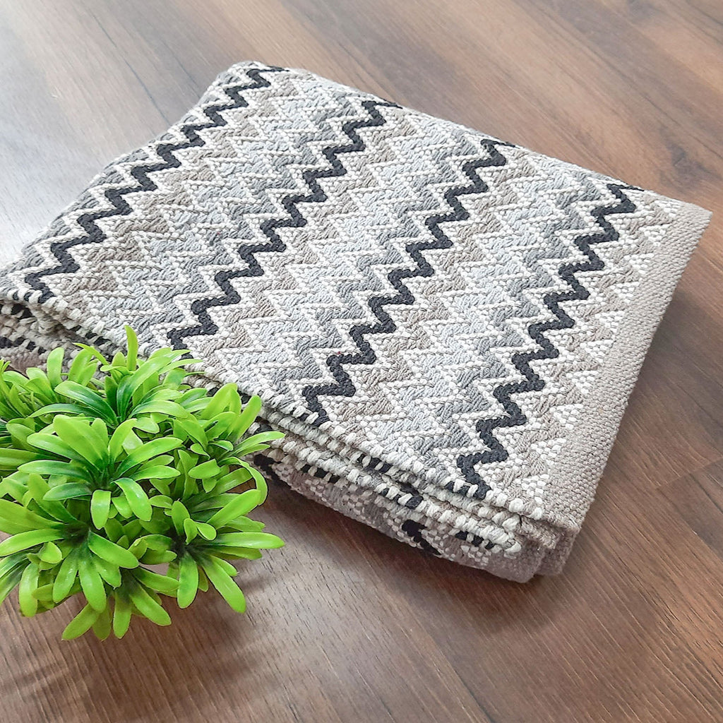 Avioni Lux Handloom Cotton Designer Durries- 90cm x 150cm (~3×5 Feet)