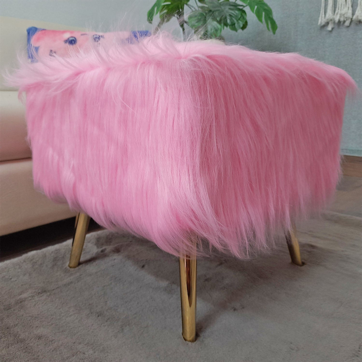 Noviato Collection – Pink Premium Long Faux Fur Footstool Gold Metal Legs Modern On-Trend Style Square Multi-Functional Ottoman Stool Seat, 40cm x 40cm x 40 cm | from Avioni